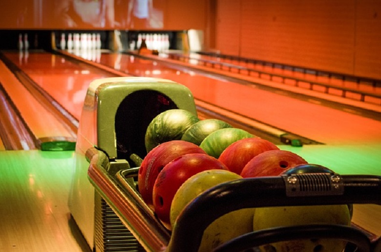 BOWLING ALLEY