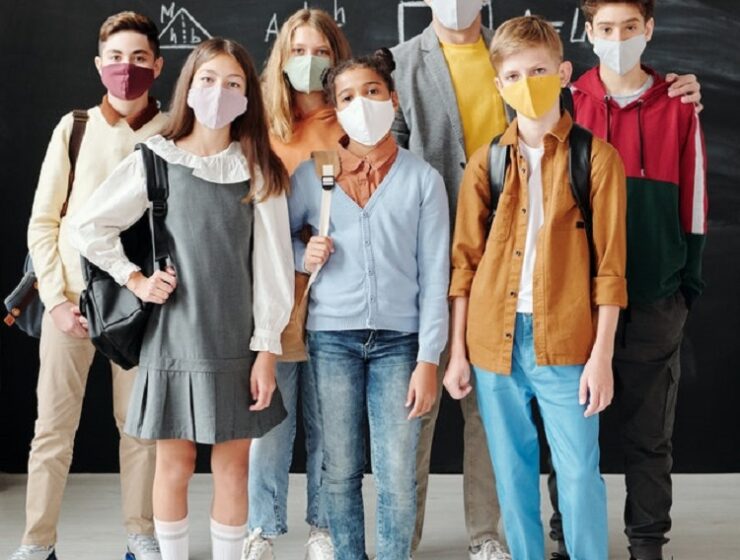Prevent communication issues while wearing a mask in school