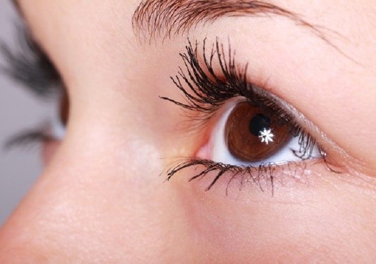 Eyelash extension remover