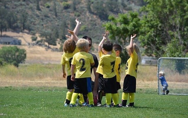 When Should Your Kids Start Playing Sports?