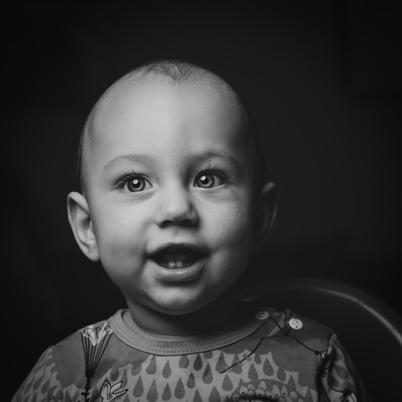 can a baby be born with teeth?