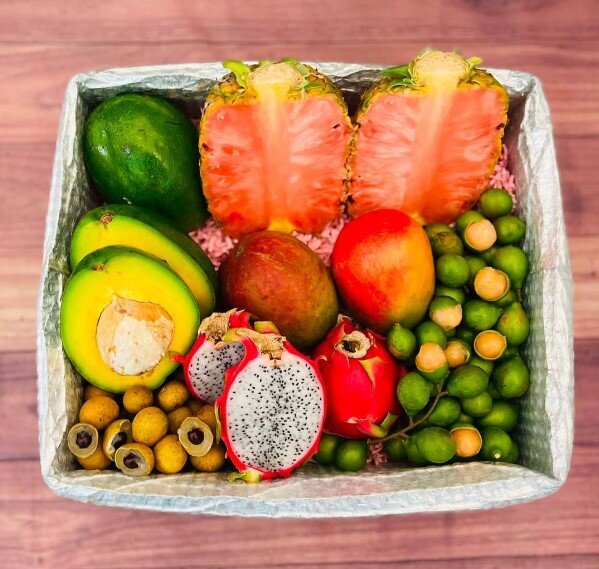 TropiSummer Fruit Box