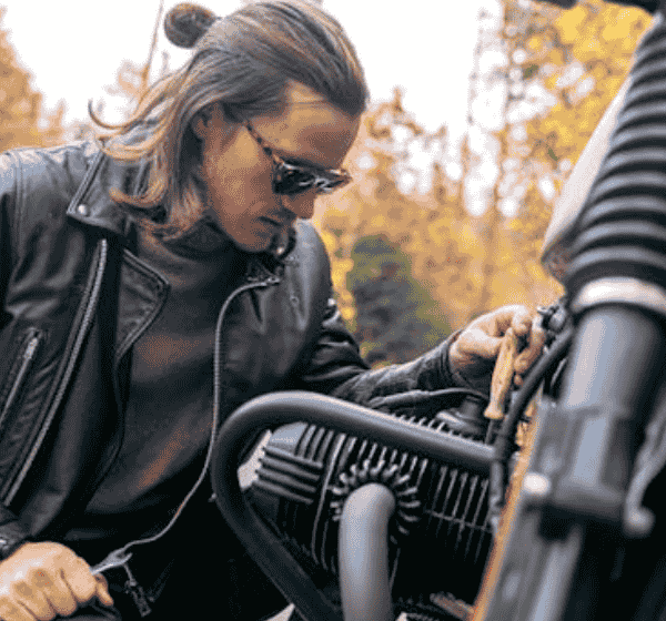 Inspecting the Bike Before Calling a Motorcycle Locksmith