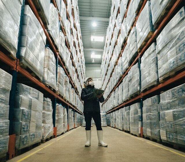 Powerful Deep Cleaning Drives Warehouse Performance